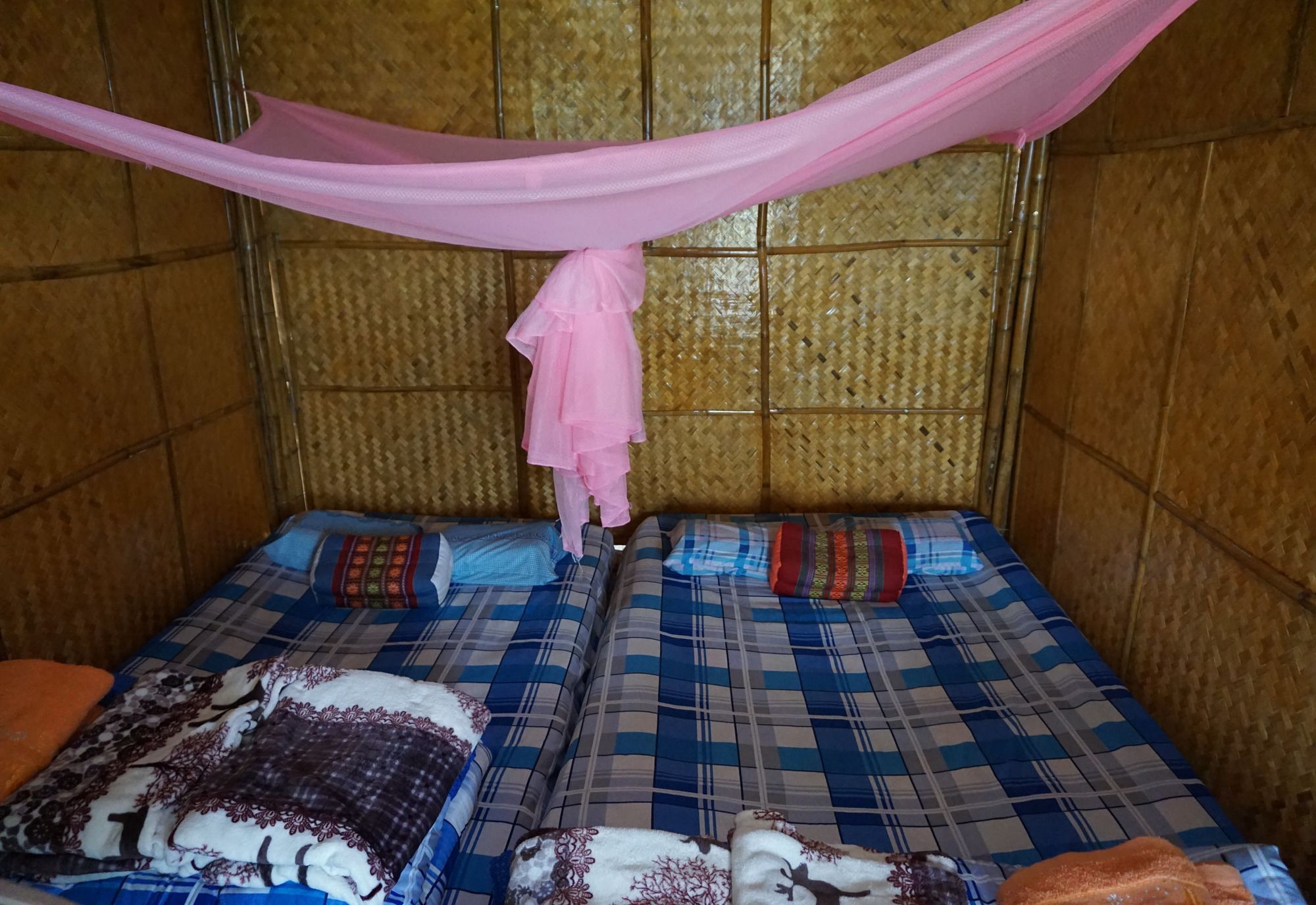 Baan 2 Dao Farmstay - Hostel Chiang Dao Bagian luar foto